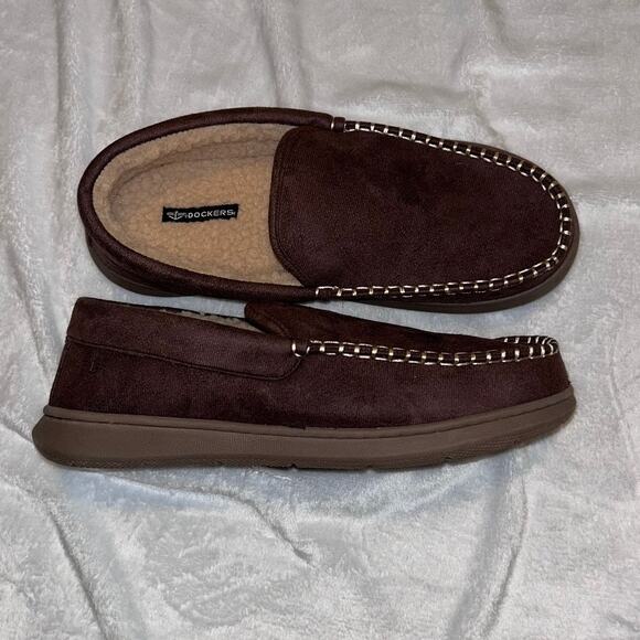 Dockers Other - Dockers Men's Brown Slippers Size 10. NWOT